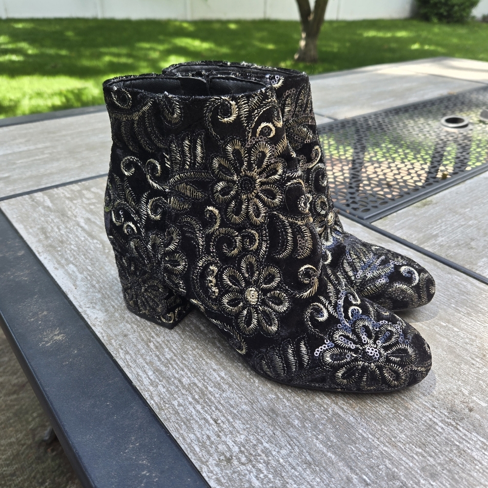 Aldo black and gold boots